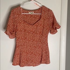Monteau floral red and white top